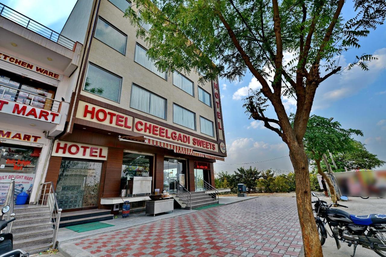 Oyo 9753 Hotel Cheelgadi Divisione di Divisione di Jaipur Esterno foto