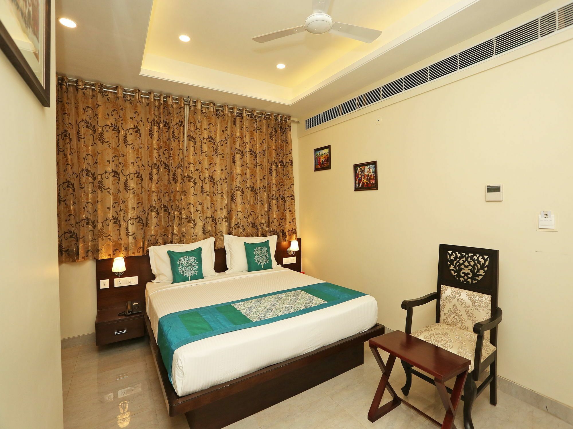 Oyo 9753 Hotel Cheelgadi Divisione di Divisione di Jaipur Esterno foto