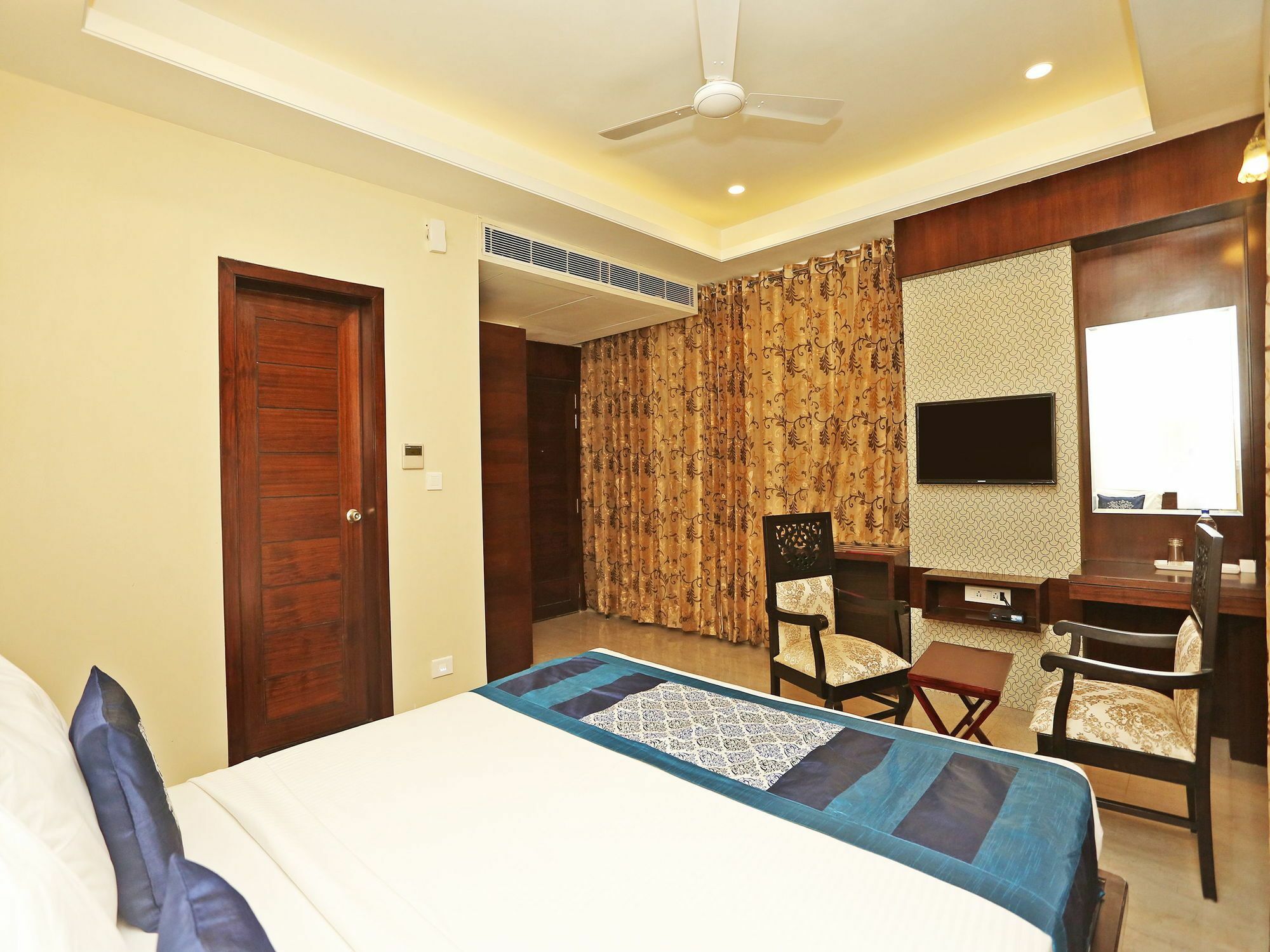 Oyo 9753 Hotel Cheelgadi Divisione di Divisione di Jaipur Esterno foto