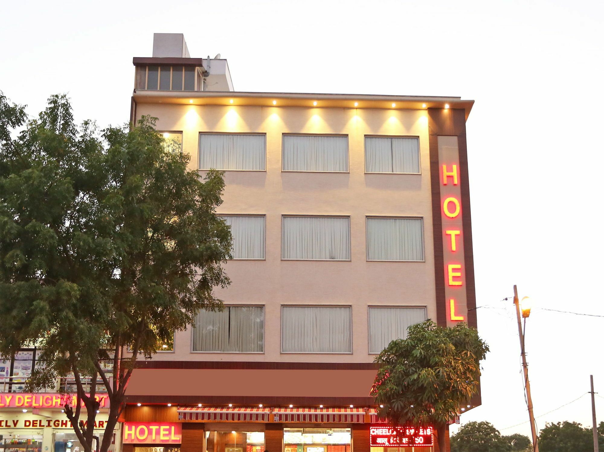 Oyo 9753 Hotel Cheelgadi Divisione di Divisione di Jaipur Esterno foto